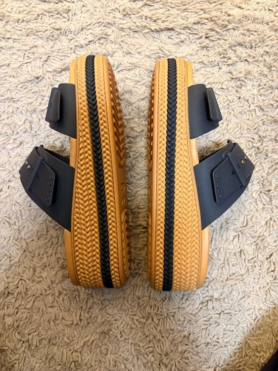 CROCS Women's Brooklyn Buckle Low Wedge - Picture 4 of 4